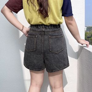 Short en jean ample taille haute pour femme grande taille Runqi N8717, noir, en coton, coupe trapèze, jambe large, avec fermeture éclair, pour adulte - Product Image 3