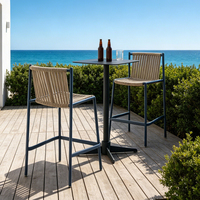 Chaise haute et table modernes pour restaurant et bar, idéales pour événements, en aluminium