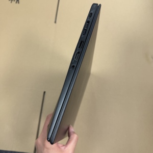 แล็ปท็อปธุรกิจขนาด 14 นิ้ว ThinkPad T14s Gen1 I5-10310U แรม 16GB SSD 512GB คีย์บอร์ดภาษาอังกฤษ หน้าจอสัมผัส 10 นิ้ว ความหนา 10-18 มม. ThinkPad T14s - Product Image 2