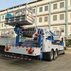 Camion nacelle télescopique avec système de contrôle de sécurité - Product Image 4