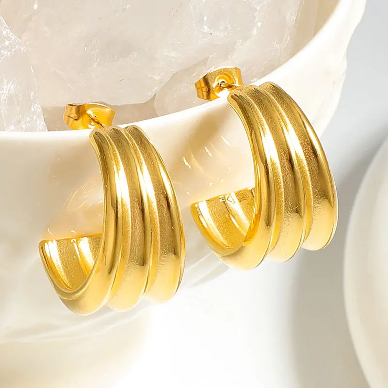 Elenco Jóias 18K Banhado A Ouro Pequeno Aço Inoxidável Beautiful Stripe Shaped Stud Earrings