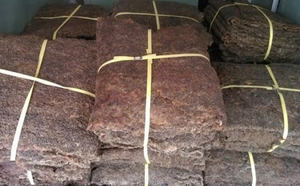 ผู้จัดจำหน่ายยางคุณภาพพรีเมียมจากเวียดนามที่เชื่อถือได้ แผ่นยางรมควันแบบมีร่อง (RSS 2) เกรดสำหรับการขึ้นรูปด้วยการเป่าลม ทนทานต่อการสึกหรอ มีความเสถียร - Product Image 5