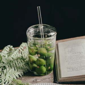 Maßgefertigte Klare Hochborosilikat-Glasbecher für Milch, Kaffee und Wasser mit Glasdeckel und Strohhalm - Product Image 4