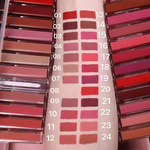 24 สีลิปสติก Matte ฉลากส่วนตัวลิปกลอสแบบกําหนดเองลิปกลอสกันน้ําไม่ติดถ้วยลิปสติกแต่งหน้าของเหลว