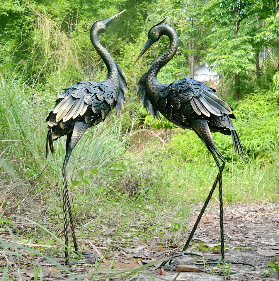 Фигурки и статуи для украшения сада из металла с изображением животных крана птицы Герона