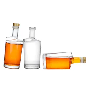 Popular Waterproof 750ml Whisky Brandy Vodka Glass Wine Whiskey Bottle Square Vodka Glass Bottle 500ml Vodka Bottle For Liquor