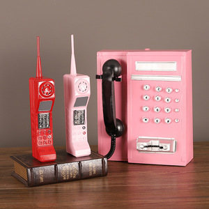 Figurine de téléphone rétro Mystic Arts, mini modèle en métal, accessoire décoratif pour la maison ou le bureau - Product Image 1