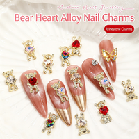 Vente en gros de breloques pour ongles en alliage YUCAGCI 3340 en forme de cœur d'ours 3D avec strass, accessoires de bijoux pour nail art en métal