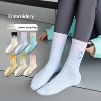 Chaussettes de sport mi-mollet pour femme, en coton pur, antibactériennes et absorbantes, idéales pour la course et le yoga