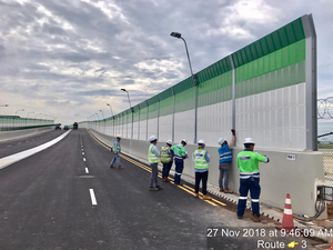 Barriera Acustica in PVC Alternativa alla Parete Fonoassorbente in Cemento Decorazione Murale Fonoassorbente per Uso Autostradale - Product Image 3