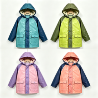 Imperméable pour filles bicolore rose en PU, veste à capuche résistante aux intempéries avec poches à bouton-pression, idéal pour les jeux en extérieur, logo personnalisé, OEM, vêtements d'extérieur