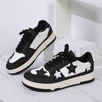 Baskets basses à plateforme pour femme en denim avec patchwork étoilé, respirantes, légères, à lacets, style streetwear décontracté, chaussures de skate personnalisées