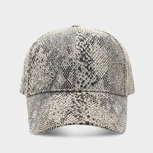 Gorra de Béisbol de Cuero PU Primavera-Verano 2025, Gorra de Moda Urbana para Hombre y Mujer con Diseño de Serpiente, Estilo Deportivo - Product Image 4