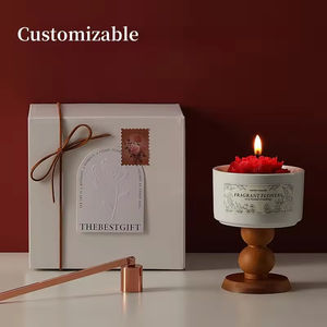 Vela Aromática de Cera de Soya con Flores Eternas, Vela Artesanal con Flores Secas, 100% Natural, Regalo Navideño, Fragancia para el Hogar - Product Image 2