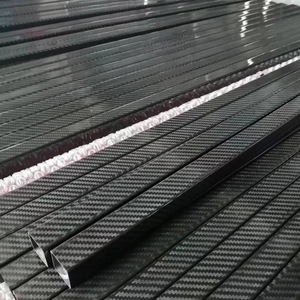 Tubo Cuadrado de Fibra de Carbono de 25 mm de Diámetro Exterior y 1 mm de Espesor, Material Brillante de Alta Resistencia para Aplicaciones Estructurales - Product Image 4