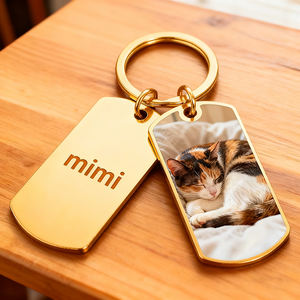 Porte-clés en métal gravé avec photo moderne et à la mode de forme personnalisée Porte-clés à double étiquette souvenir de prime de sublimation promotionnelle - Product Image 1