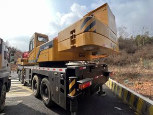 Grúa SANY STC750S Usada de 75 Toneladas con Motor y Rodamientos, Peso de 750 kg, en Estado de Funcionamiento - Product Image 5