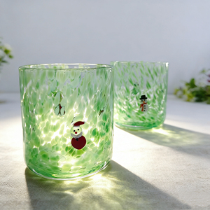 Vente en gros à prix abordable : Verre soufflé à la main avec motifs 3D de confettis et motifs ananas, cerise, citrouille, citron - Product Image 4