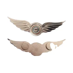 Épingle de revers en or personnalisée, épingle d'ailes, badge de sécurité en métal d'aviation en émail