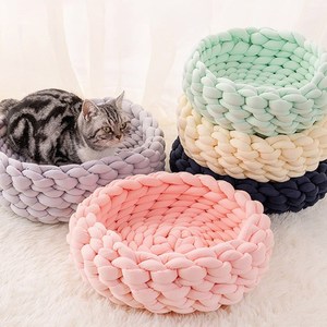 Cama para Perros y Gatos Hecha a Mano, Súper Suave, de Felpa, Transpirable, Tejida, Cómoda, de Lujo, de Algodón, Color Macaron - Product Image 1