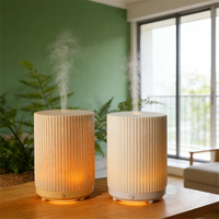 Diffuseur d'huiles essentielles en résine de luxe en gros, diffuseur d'arômes ultrasonique USB pour petites surfaces, humidificateur d'air avec minuterie