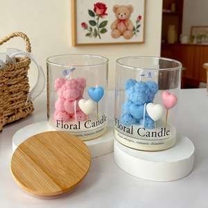 Bougie parfumée en forme de cœur d'ours rose dans un bocal en verre avec couvercle en bambou, bougie esthétique en cire de soja, cadeau pour la Saint-Valentin, décoration - Product Image 4