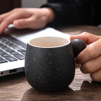 Mug à café en céramique givrée de 170 ml avec anse sphérique noir mat, mug moucheté anthracite pour la maison et le café