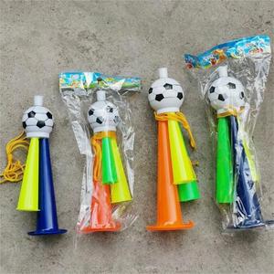 แตรเชียร์ฟุตบอลพลาสติกแบบกำหนดเอง ลำโพงสำหรับแฟนกีฬาในสนามกีฬา สำหรับวันแข่งขัน งานเฉลิมฉลอง งานปาร์ตี้ และกิจกรรมต่างๆ - Product Image 4