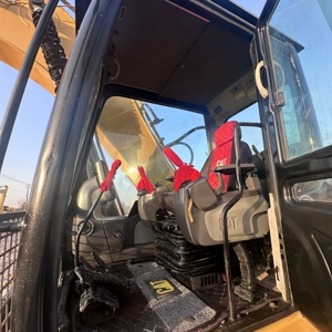 รถขุดตีนตะขาบมือสอง Caterpillar รุ่น CAT 320D2 น้ำหนัก 20 ตัน นำเข้าจากญี่ปุ่นแท้ ระบบไฮดรอลิก สภาพดี พร้อมส่ง สำหรับงานขุด - Product Image 6