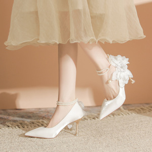 Zapatos de Tacón Alto para Mujer, con Cadena de Perlas, Flores, Satén, Tacón de Aguja, Punta Puntiaguda, Correa en el Tobillo, Zapatos de Novia - Product Image 3