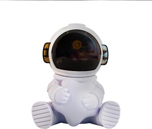 Humidificateur portable en plastique Astronaute, alimenté par USB, mini veilleuse LED, silencieux (<36dB), manuel, 0,5L, pour chambre/bureau, amusant et fonctionnel - Product Image 2
