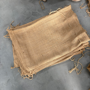 Sacs en jute 100% naturels avec tissu sergé B - <span class=keywords><strong>Prix</strong></span> <span class=keywords><strong>moyen</strong></span> pour l'emballage du riz, du cacao, du café, du maïs, des produits textiles et des sacs en tissu - Product Image 3