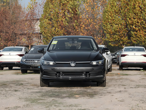 Vehículos Usados Pequeños Volkswagen Golf 2023 280TSI DSG R-Line Sedán VW 5 Plazas 1.4T 150 CV L4 Gasolina Completamente Equipado Impecable - Product Image 3