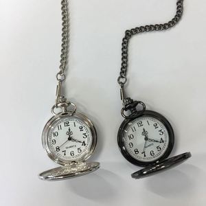 Nouvelle Arrivée Montre de Poche Rétro à Double Face Argent Noir Or Quartz Lisse avec Longue Chaîne – Le Meilleur Cadeau pour Hommes et Femmes - Product Image 6