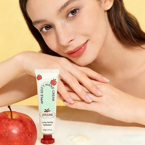 Ensemble de crèmes pour les mains nourrissantes, blanchissantes et anti-âge aux fruits, naturelles, biologiques, à base de squalane, de nicotinamide et de vitamine E, hydratantes (OEM/ODM) - Product Image 4