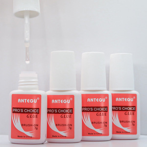 Venta al por mayor 7g <span class=keywords><strong>pegamento</strong></span> líquido no tóxico <span class=keywords><strong>para</strong></span> <span class=keywords><strong>uñas</strong></span> secado rápido en 3s logotipo personalizado <span class=keywords><strong>para</strong></span> puntas de <span class=keywords><strong>uñas</strong></span> acrílicas OEM disponible - Product Image 1