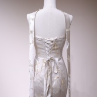 Robe de mariée chinoise élégante, Qipao Cheongsam traditionnel, robe en dentelle avec broderie dorée, robe de mariée sans bretelles, taille plus, sans manches