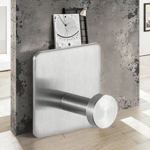 Porte-serviettes mural moderne en acier inoxydable, finition brossée, base carrée - Product Image 3