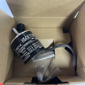 Codificador Incremental OMRON E6B2-CWZ1X 1000P/R 100% Nuevo y Original - Product Image 1