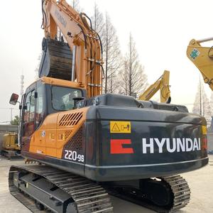 Excavatrice Hyundai d'occasion 22 tonnes R220LC-9S, excavatrice sur chenilles d'occasion, excavatrice coréenne d'occasion avec chargeur - Product Image 1