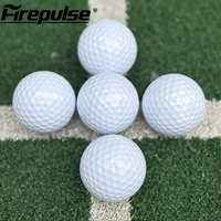 Balles de golf blanches à double couche, pour usage intérieur et extérieur, résistantes à l'usure et durables, logo personnalisé disponible