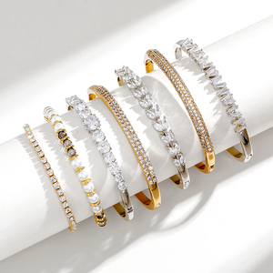 Bán Sỉ Vòng Tay Pha Lê Lấp Lánh Đá Zircon Sang Trọng Mạ Vàng Bạc Cho Nữ Vòng Tay Vòng Tay Vòng Đeo Tay Bằng Đồng - Product Image 1