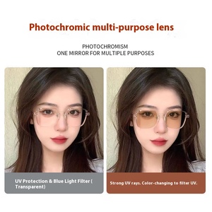 Gafas Ultraligeras Fotocromáticas de Moda para Mujer con Bloqueo de Luz Azul Estilo Influencer de Gran Valor con Montura Grande que Adelgaza el Rostro - Product Image 5
