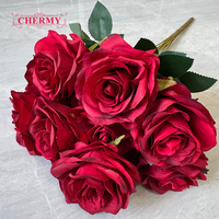 Bouquet de 9 roses artificielles rouges en soie Dalian Chermy pour centres de table de mariage et décoration intérieure