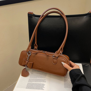 Gran oferta 2025, bolso negro brillante con decoración de lazo, bandolera de moda para mujer - Product Image 2