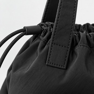 Sac à bandoulière en nylon léger KEIRYO Luz avec cordon de serrage 21,5x27cm pour femme en stock Taïwan - Product Image 4