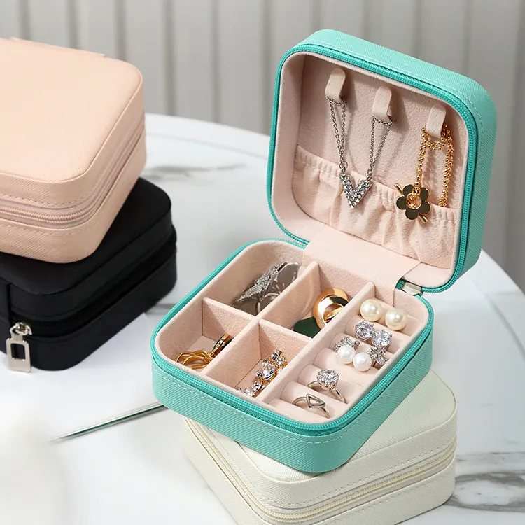 2023 trendy hot sale Portable Earring Necklace Ring Cosmetic Jewelry Display Storage Case for Women Traveling Jewelry Case Boxes