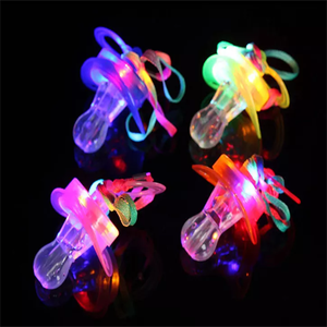 Barato suave brillante LED <span class=keywords><strong>silbato</strong></span> niños brillo chupete <span class=keywords><strong>silbato</strong></span> neón fiesta suministros - Product Image 1