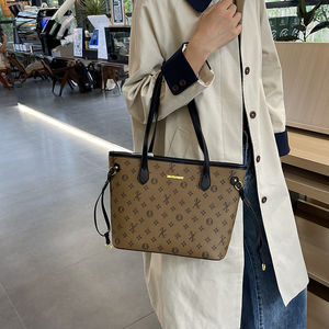 中国制造。批发产品。PU材料制成的女式手提包，容量大，带肩带。2848 - Product Image 4