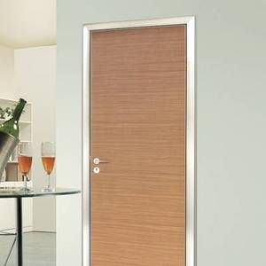 Porte tempête en nid d'abeille en aluminium ignifuge coupe-vent et anti-pluie pour les entrées de villas et commerciales pour les appartements et les hôpitaux - Product Image 4